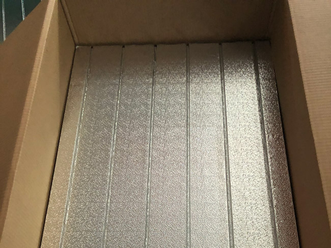 預(yù)置溝槽鋁板地暖模塊